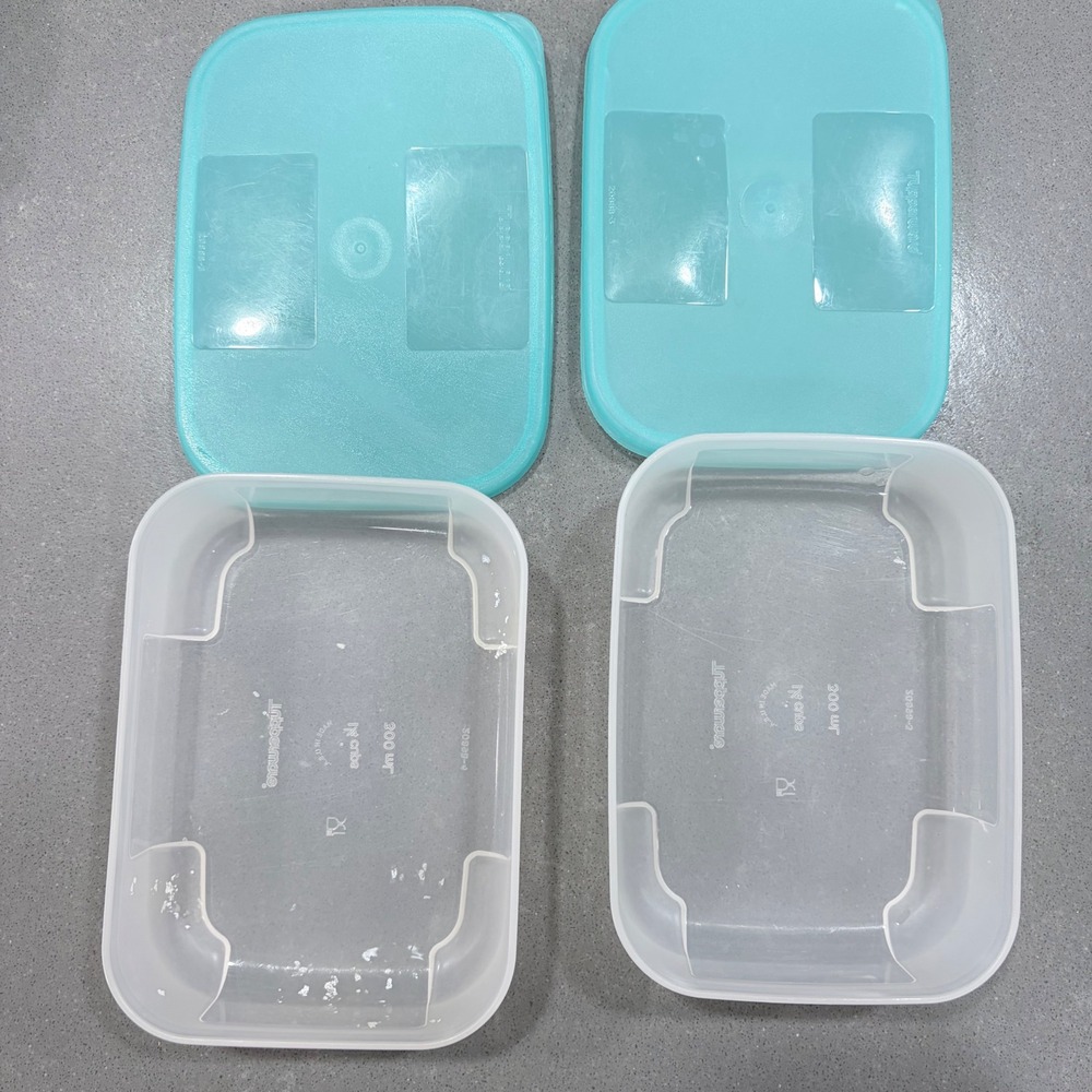 Tupperware FridgeSmart Mini Set of 2 Teal Lids 1.25 Cup 300mL 2089B-3 2089B-4